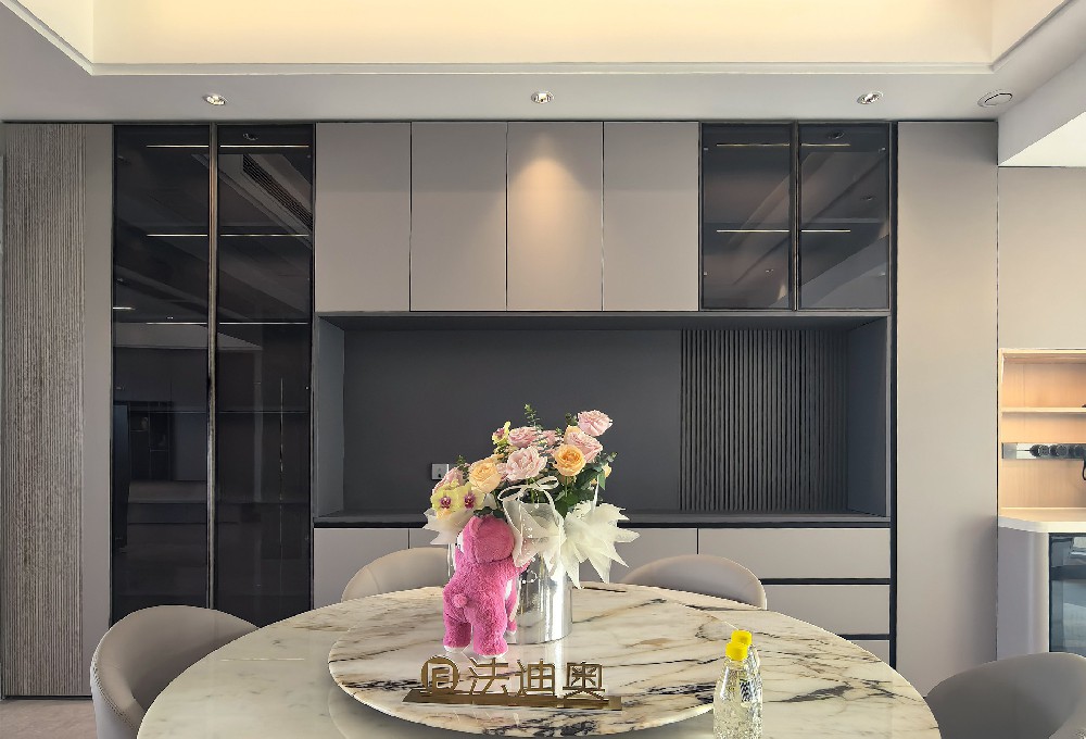大平层装修实景 | 400㎡江景房现代极简风不锈钢全屋定制效果